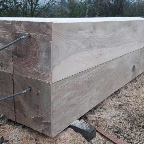 20191022_121458 Dubové prvky a sezení do veřejných prostor